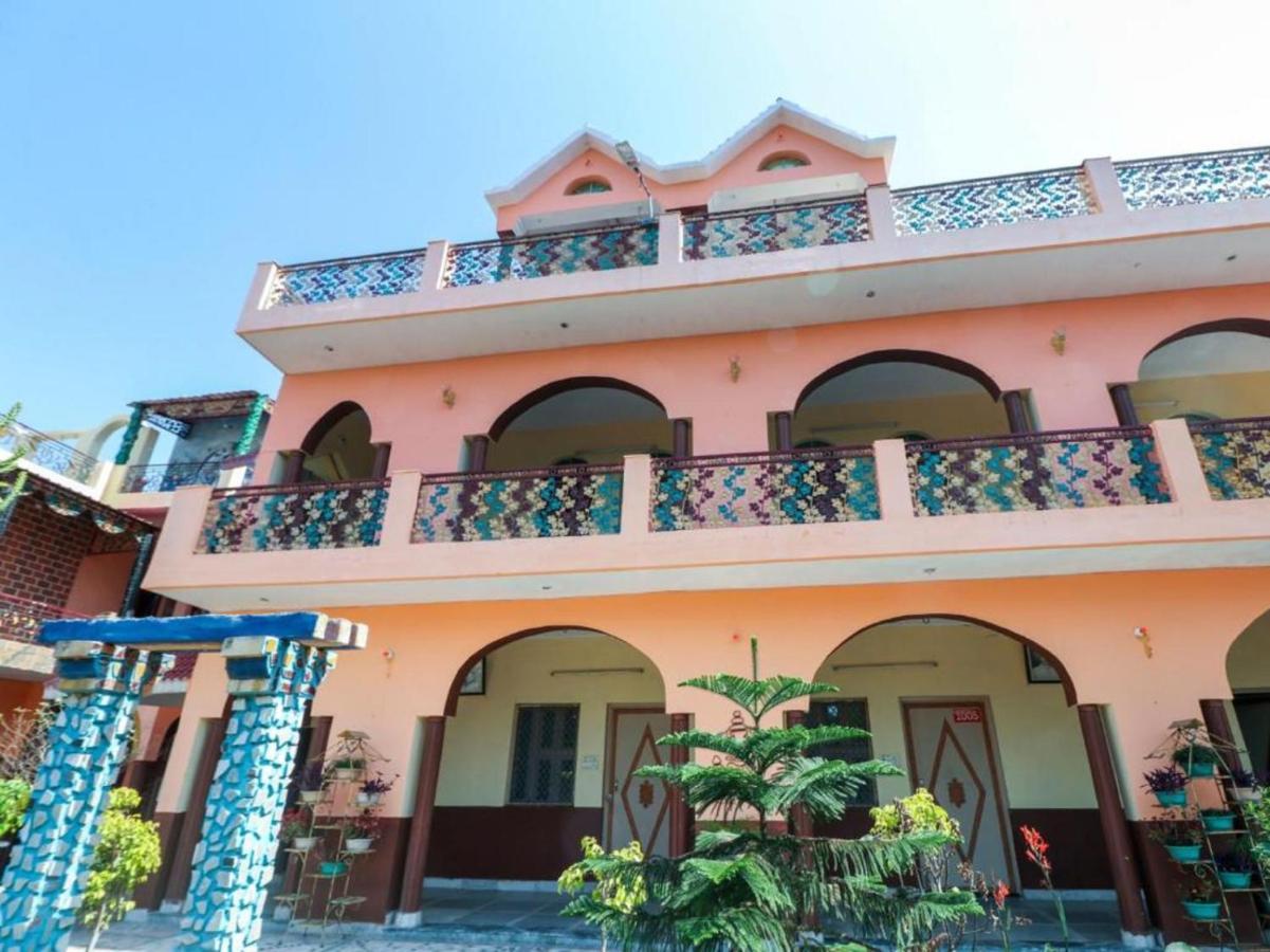Oyo 73800 Kushal Guest House Dźajpur Zewnętrze zdjęcie